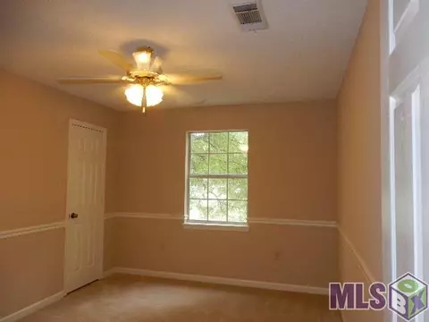 14943 E Beaver Dr, Pride, LA 70770 photo 5