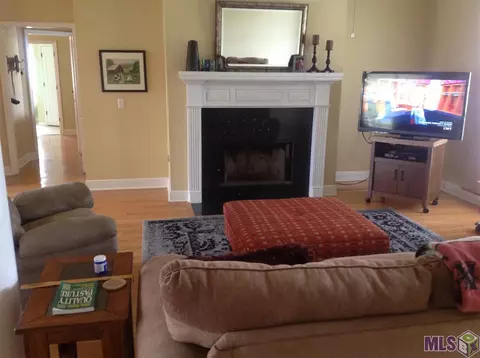 34027 Spring Lake Dr, Walker, LA 70785 photo 6