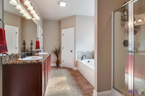 13476 Autumn Run Dr, Walker, LA 70785 photo 6