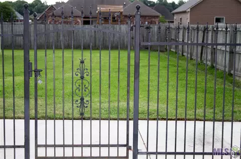 12505 Deerfield Dr, Walker, LA 70785 photo 3