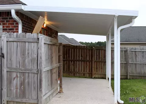 12505 Deerfield Dr, Walker, LA 70785 photo 4