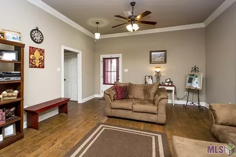 31006 Lake Spring Dr, Walker, LA 70785 photo 6
