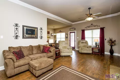 31006 Lake Spring Dr, Walker, LA 70785 photo 7