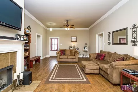 31006 Lake Spring Dr, Walker, LA 70785 photo 5