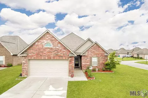 31006 Lake Spring Dr, Walker, LA 70785 photo 1
