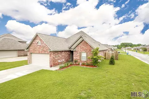 31006 Lake Spring Dr, Walker, LA 70785 photo 3