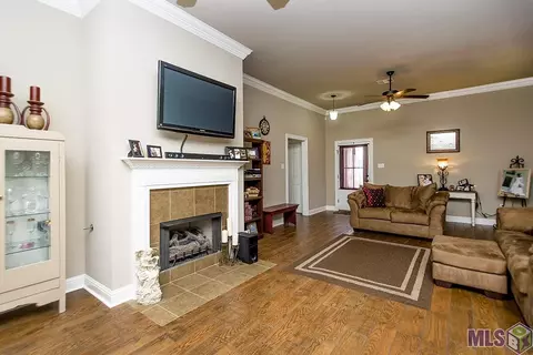 31006 Lake Spring Dr, Walker, LA 70785 photo 15