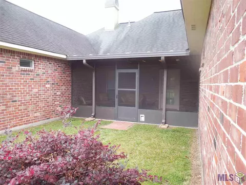 32888 Fox Run Dr, Walker, LA 70785 photo 4