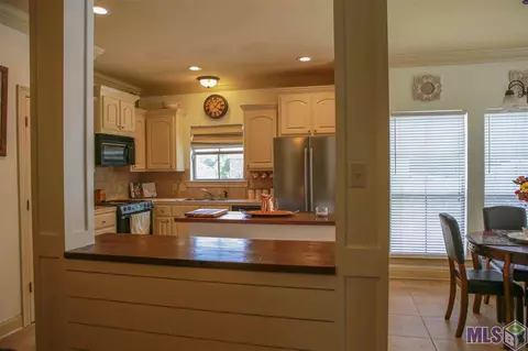 32743 Maci Dr, Walker, LA 70785 photo 8