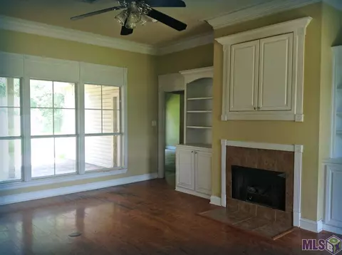 30411 Jackson St, Walker, LA 70785 photo 2