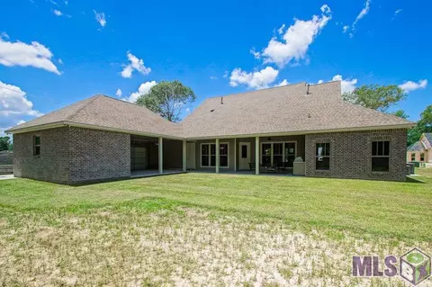 14935 Proche Ln, Pride, LA 70770 photo 22