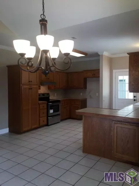 30409 Lafleur Rue, Walker, LA 70785 photo 6