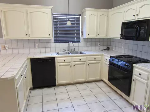 13720 Kelley St, Walker, LA 70785 photo 6