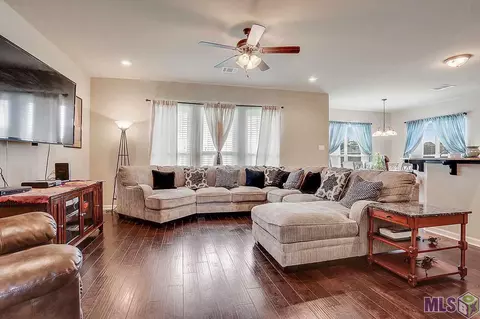 7115 Rue St Claire, Addis, LA 70710 photo 2