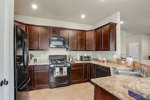 7115 Rue St Claire, Addis, LA 70710 photo 3