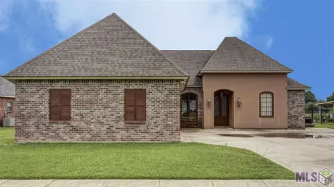 32968 Briar Oak Dr, Walker, LA 70785 photo 2