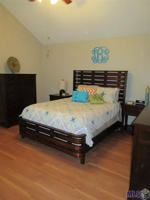 13080 Robin Dr, Walker, LA 70785 photo 31