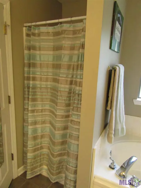 13080 Robin Dr, Walker, LA 70785 photo 39
