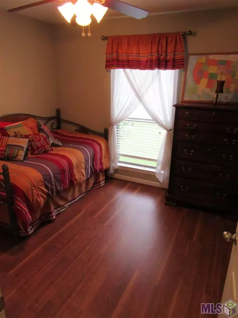 13080 Robin Dr, Walker, LA 70785 photo 29