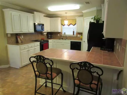 13080 Robin Dr, Walker, LA 70785 photo 6