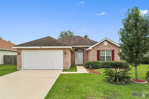 2242 Summertree Dr, Slidell, LA 70460 photo 2
