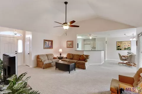 2242 Summertree Dr, Slidell, LA 70460 photo 6