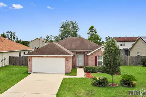 2242 Summertree Dr, Slidell, LA 70460 photo 1