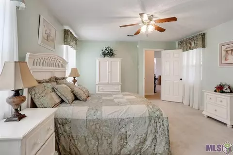 2242 Summertree Dr, Slidell, LA 70460 photo 12
