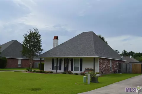 13539 S S Trce, Walker, LA 70785 photo 1