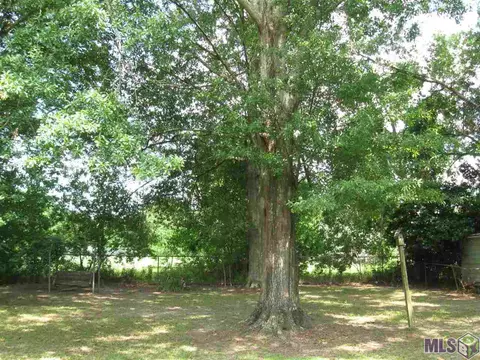 724 Myrtle St, Baker, LA 70714 photo 9