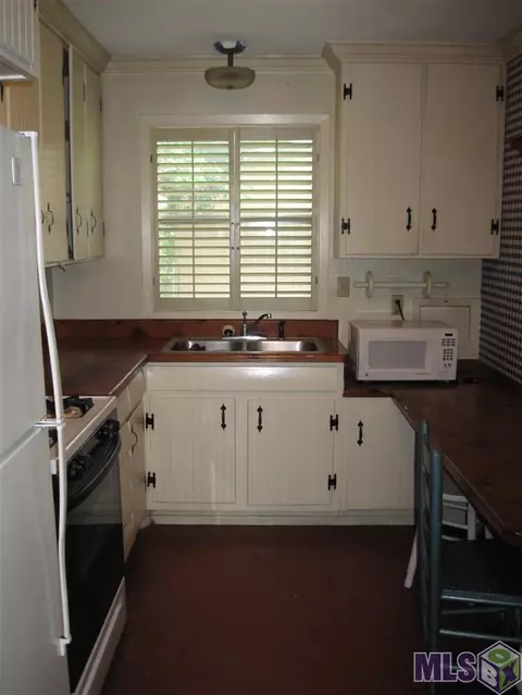 724 Myrtle St, Baker, LA 70714 photo 7