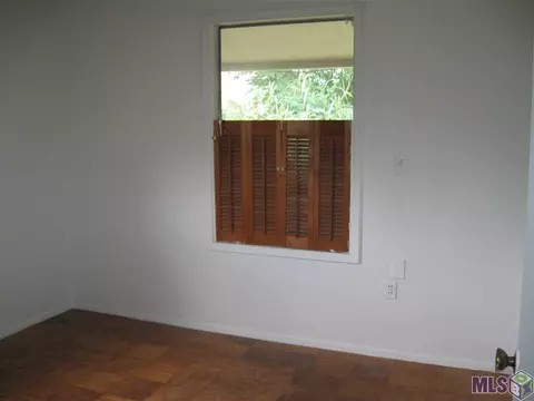 724 Myrtle St, Baker, LA 70714 photo 4