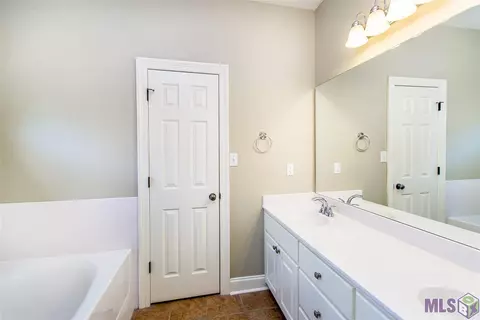33237 Cross Trl, Walker, LA 70785 photo 14