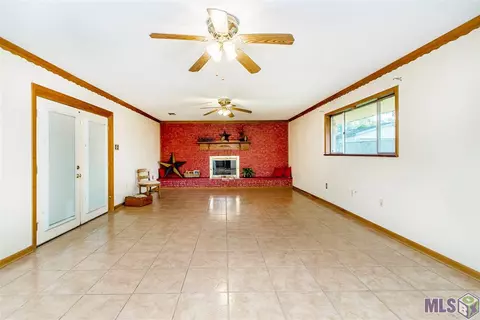 3317 Sandy Dr, Baker, LA 70714 photo 3