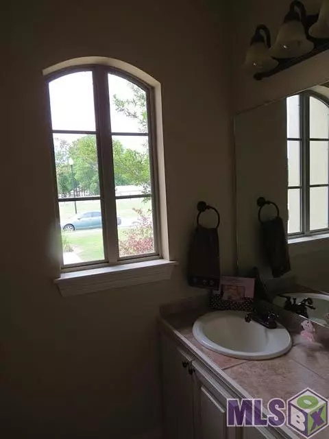 13362 Brookcrest Dr, Walker, LA 70785 photo 17