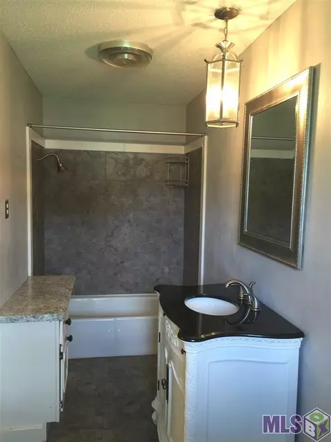 32271 Terry St, Springfield, LA 70462 photo 13