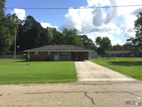 32271 Terry St, Springfield, LA 70462 photo 2