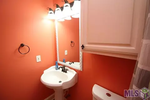34254 Spring Lake Dr, Walker, LA 70785 photo 19