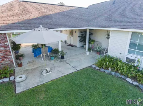 30482 Jo Ann St, Walker, LA 70785 photo 4