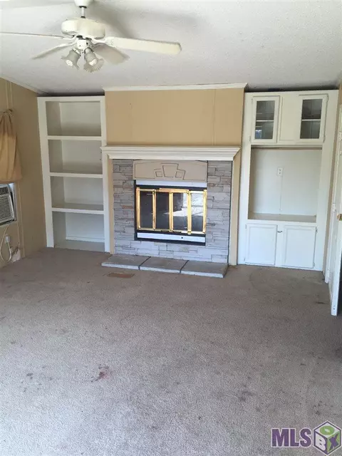 14300 Moore Ave, Walker, LA 70785 photo 3