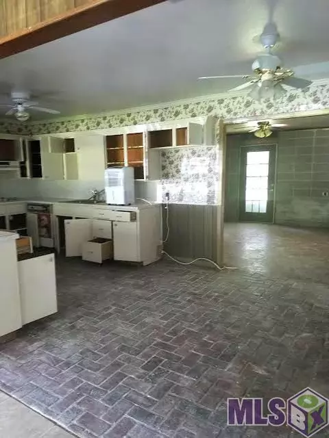 7045 Ruston Dr, Baker, LA 70714 photo 4
