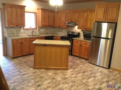 33012 Weiss Rd, Walker, LA 70785 photo 3