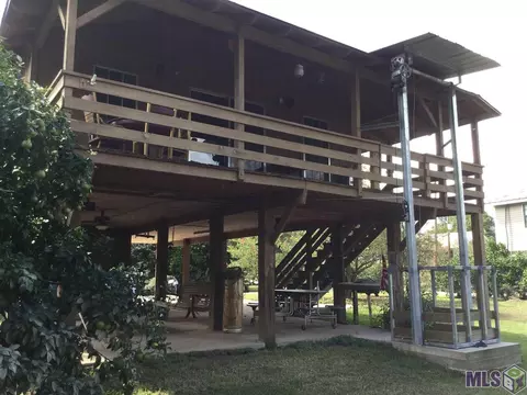 20374 Johnson Dr, Killian, LA 70462 photo 1