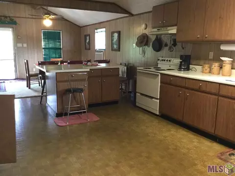 20374 Johnson Dr, Killian, LA 70462 photo 18