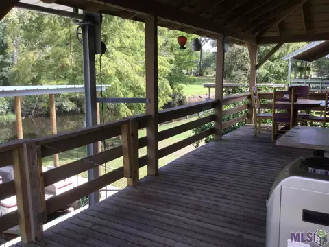 20374 Johnson Dr, Killian, LA 70462 photo 3