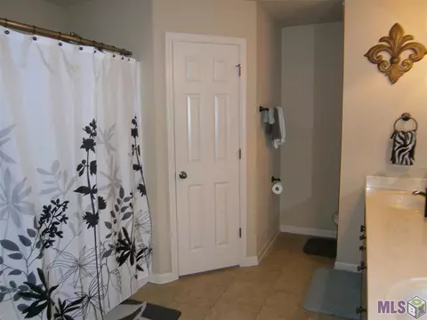 33675 Fairhaven Ave, Walker, LA 70785 photo 6