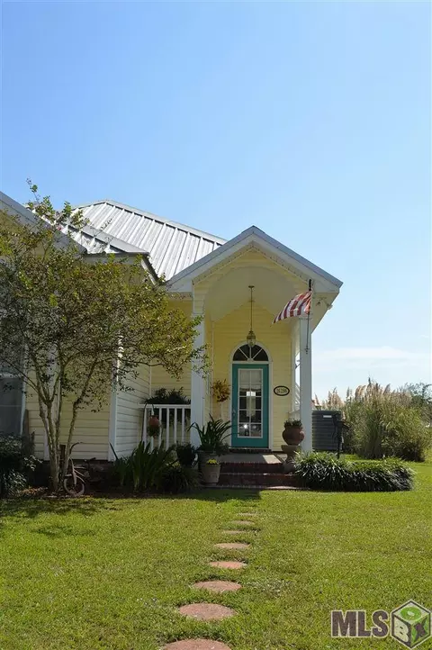 26286 Riverscape Dr, Springfield, LA 70462 photo 3