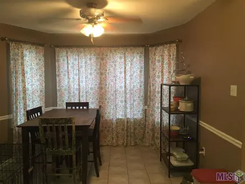 30564 W W Trce, Walker, LA 70785 photo 5