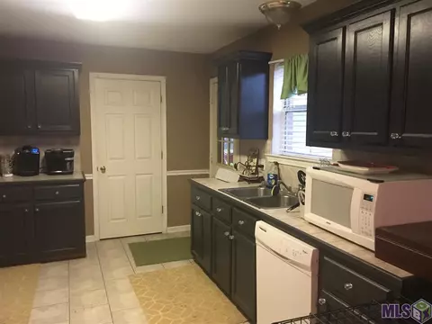 30564 W W Trce, Walker, LA 70785 photo 3