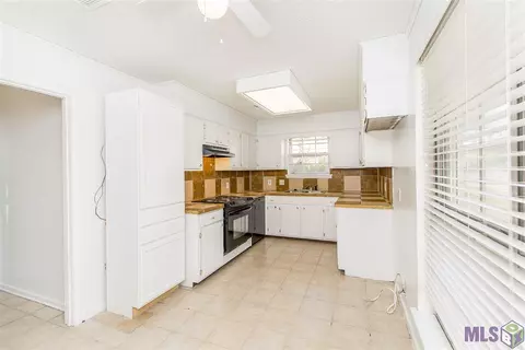 303 Sandra Dr, Baker, LA 70714 photo 15